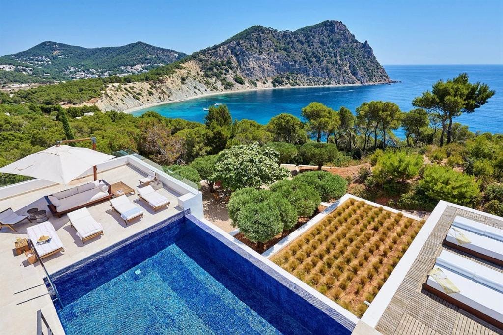 The Ultimate Guide to Booking an Ibiza Villa Vacation